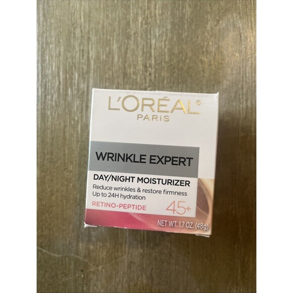 L'OREAL 45+ Day/Night Wrinkle Expert Retino-Peptide Facial Moisturizer In Box - Picture 1 of 5